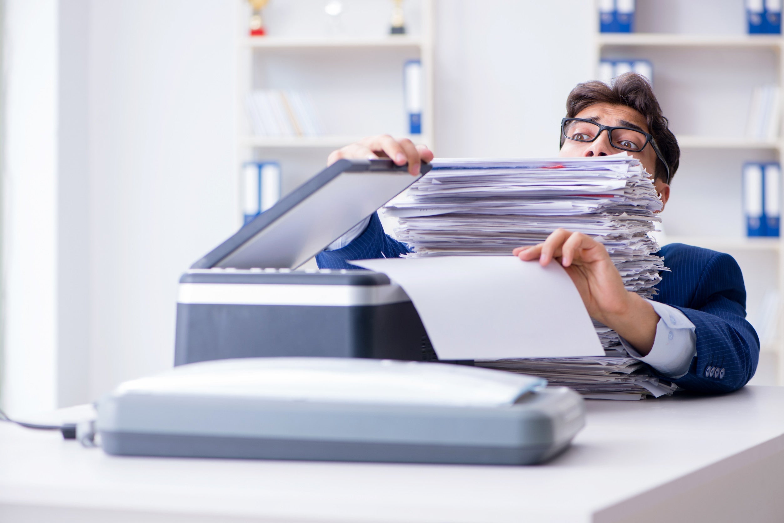 Comment réduire les coûts d’impression grâce à la gestion intelligente du parc informatique ?